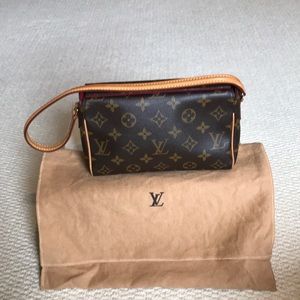 Louis Vuitton Mini Bag with strap